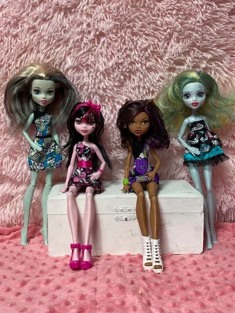 Bonecas Monster High: Draculaura, Clawdeen, Frankie e mais