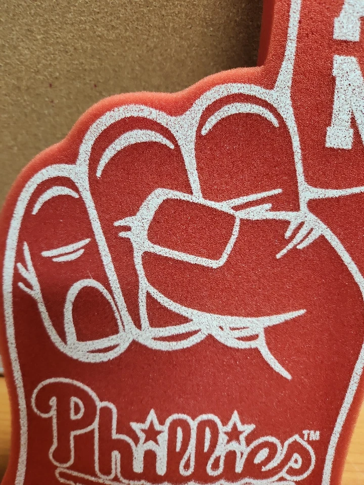 Philadelphia PHILLIES - ¿Edad de dedo de espuma roja desconocida? RICO INDUSTRIES  Foto 3 de 4