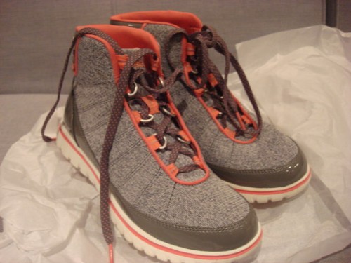 SOREL WOMEN'S TIVOLI GO HIGH LIGHT GREY WILD MELON SIZE 7 SHOES - OPEN BOX - Picture 1 of 8