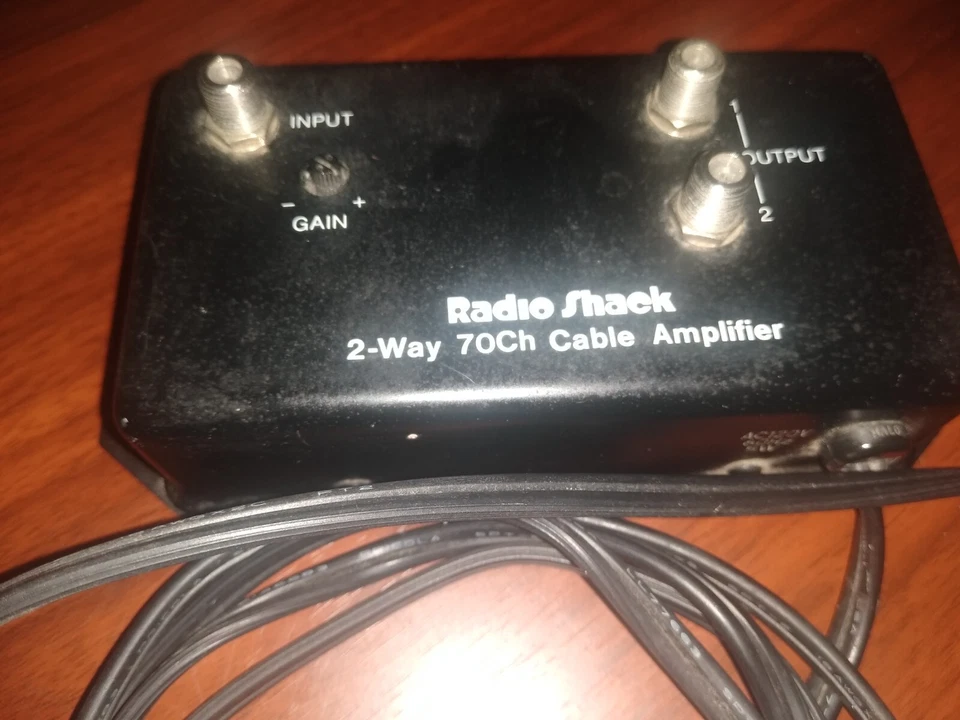 Radio Shack 2-Way 70-Channel Cable TV Amplifier 15-1960B - Image 2 of 4
