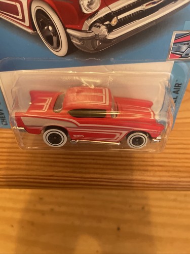 2 - Hot Wheels Chevy Bel Air 3/5 '57 Chevy 44/250 clásico diecast - Imagen 9 de 14