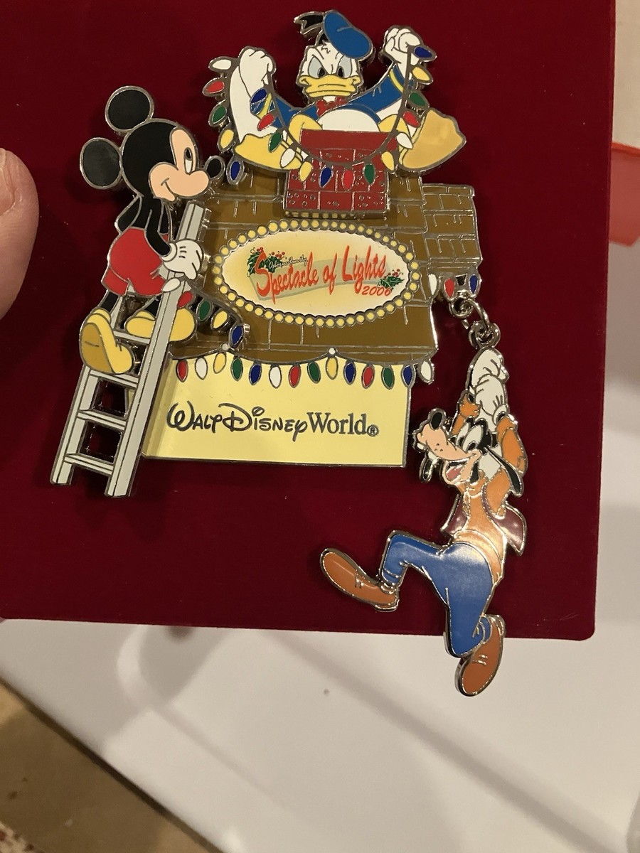 WDW Spectacle of Lights 2006 Mickey, Goofy & Donald Jumbo Disney