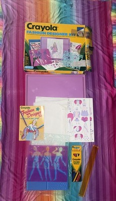 Vintage 1990----Crayola Fashion Designer  Creativity Drawing Kit