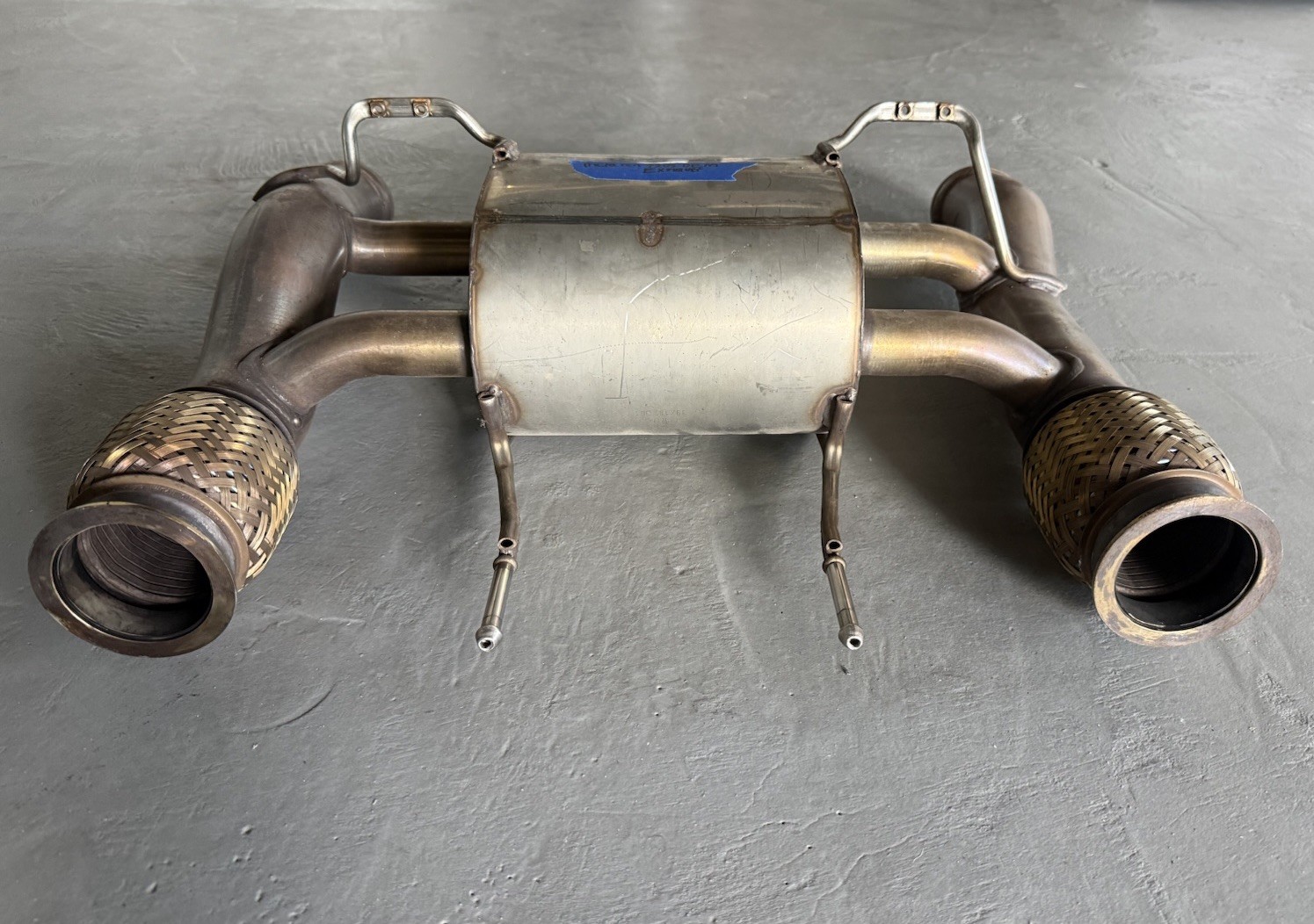 McLaren 720S Exhaust system