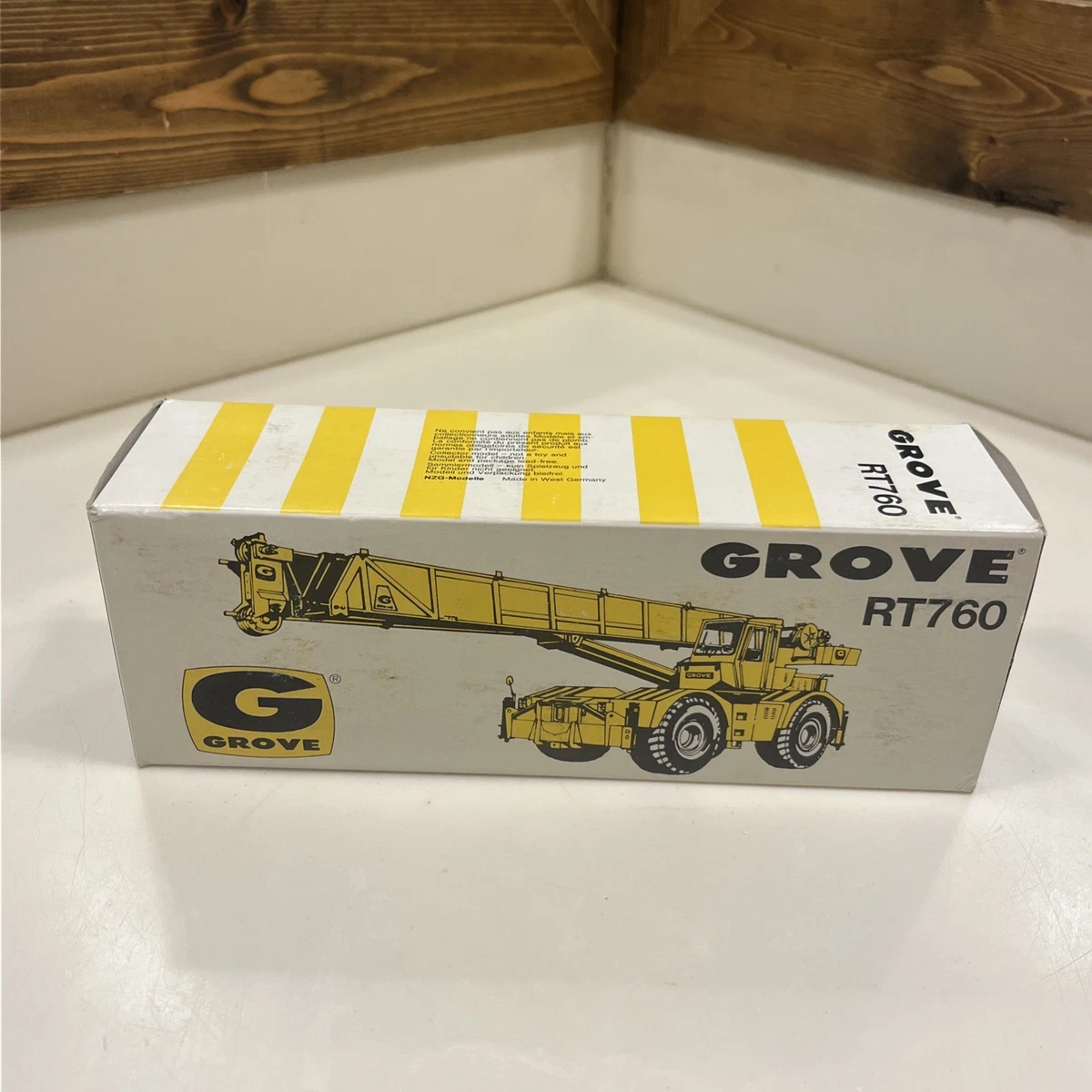 NZG Crane Vintage Manufacture Diecast Construction Equipment for