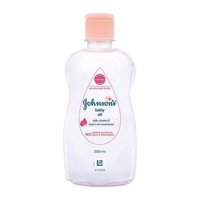 Johnson's Baby Oil with Vitamin E, Non-Sticky for easy spread and massage, 200ml
