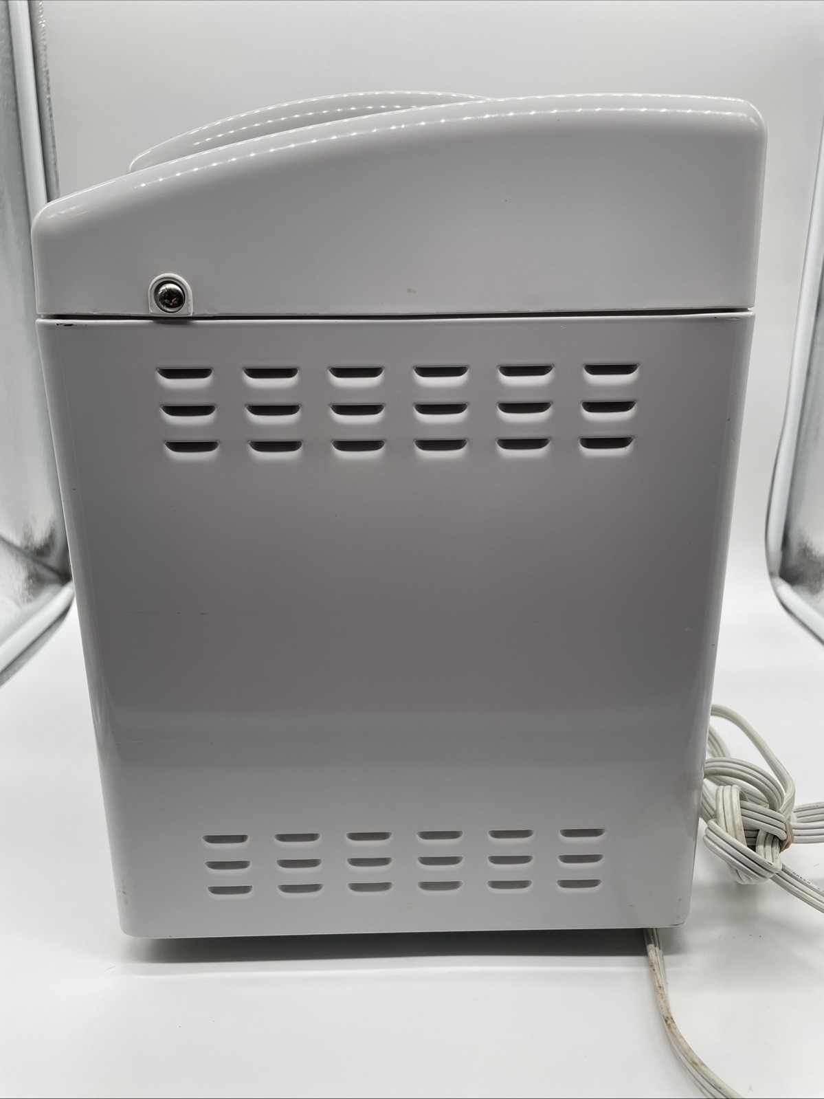 Oster Deluxe Bread And Dough Maker Model 4811 Counter Top  Bread Maker Machine 