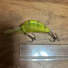 Heddon Headhunter Large 3/8oz Old Floating Lure, Gold Color, Used Good Conditio