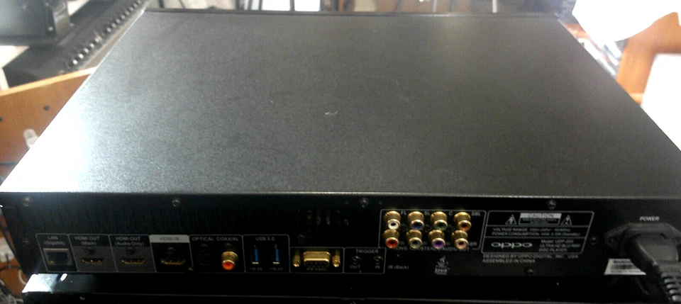 OPPO UDP-203 4K Ultra HD Blu-ray Player with ONew Replacement l Remote - Image 3 of 4