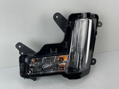 2015 - 2019 Cadillac Escalade ESV Driver LH Left Side LED Fog  