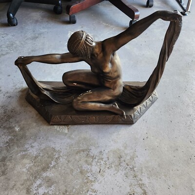 Vintage Diosa Isis, Austin Productions Inc. Statue1983  sculpture  L Egypt