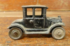 Vintage Antique Original AC Williams FORD MODEL T COUPE Cast Iron Car 4” Long