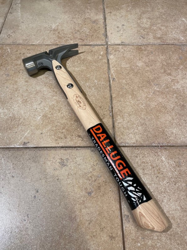 Dalluge 16oz Titanium hammer Smooth Face - Mag NS #DDT16P. Woody