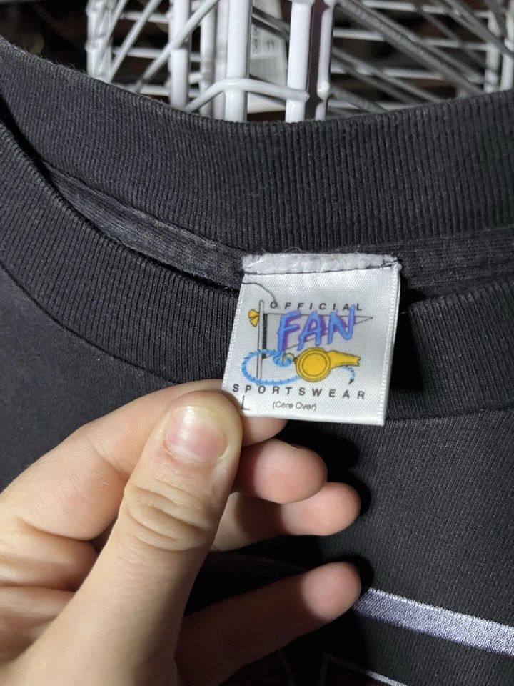 Camiseta vintage de puntada única de los Chicago Bulls oficial para aficionados de los años 90 L para hombre Foto 3 de 4