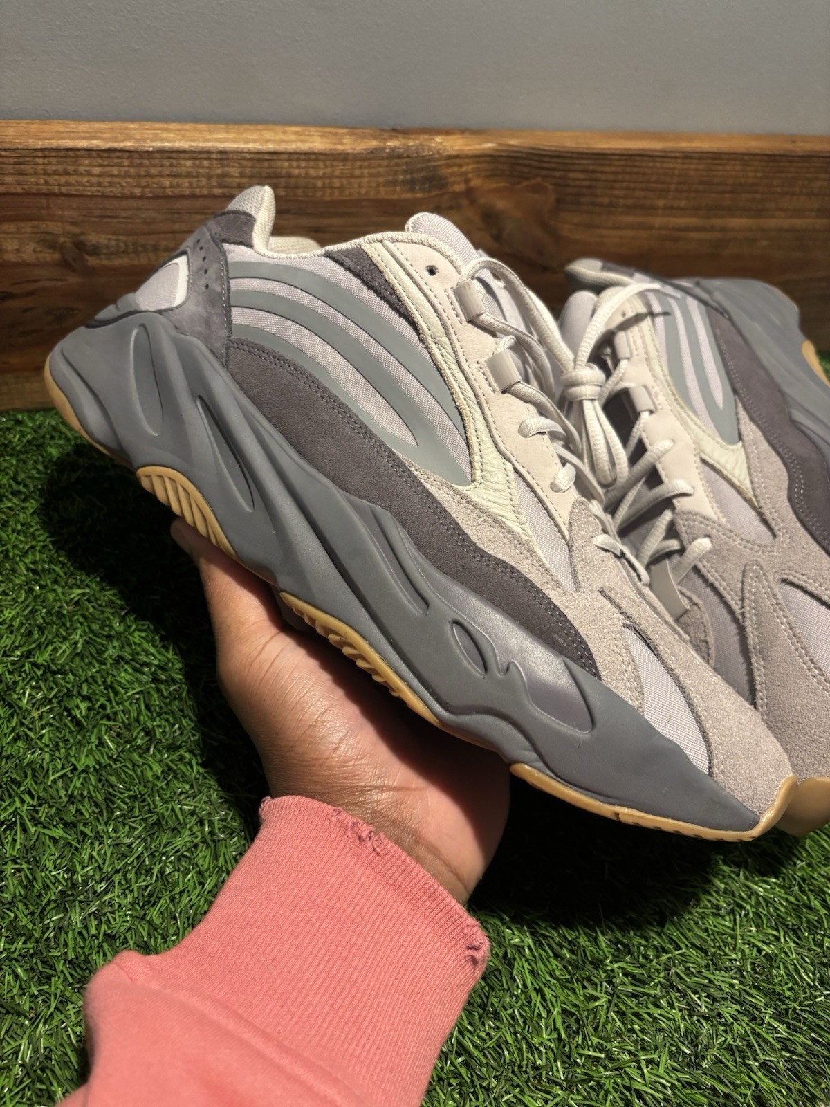 Size 13 - adidas Yeezy Boost 700 V2 Tephra FU7914 thumbnail 2