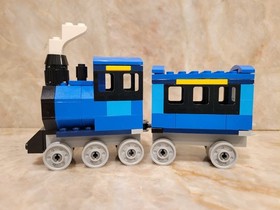 LEGO CLASSIC: Lego Medium Creative Brick Box (10696) 480+ pieces Minifigures