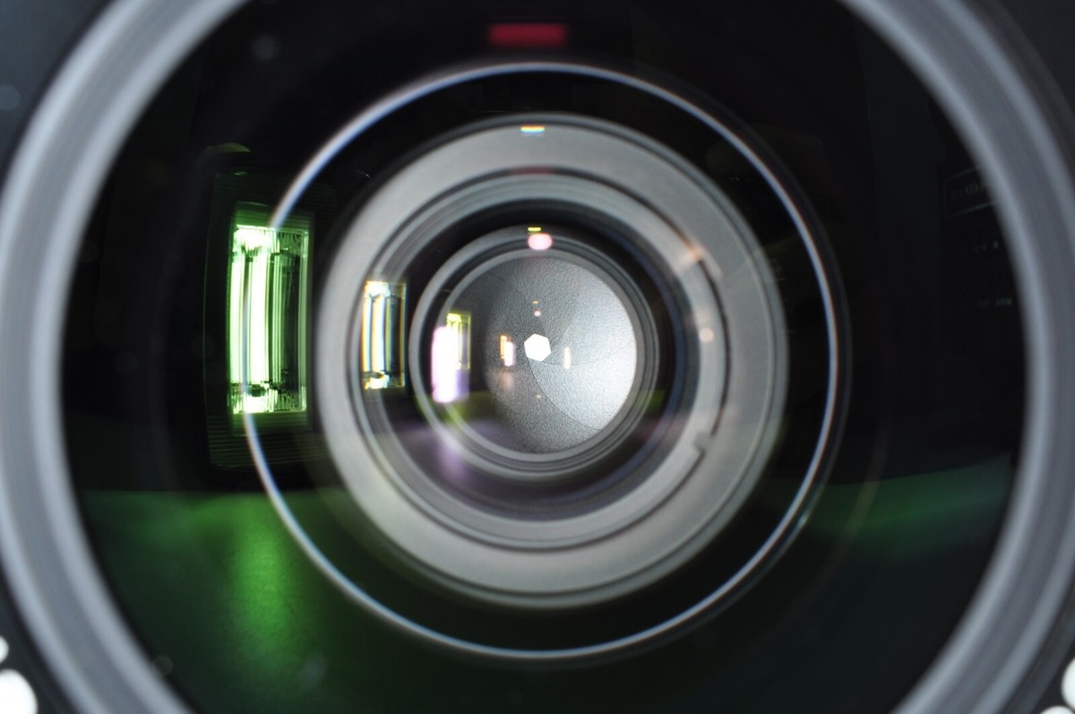 Excellent] CONTAX Carl Zeiss Distagon T* 25mm f/2.8 MMJ Lens C/Y