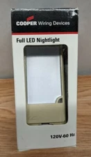 COOPER Wiring DevicesFull LED Nightlight 120V/AC-60 Hz Ivory
