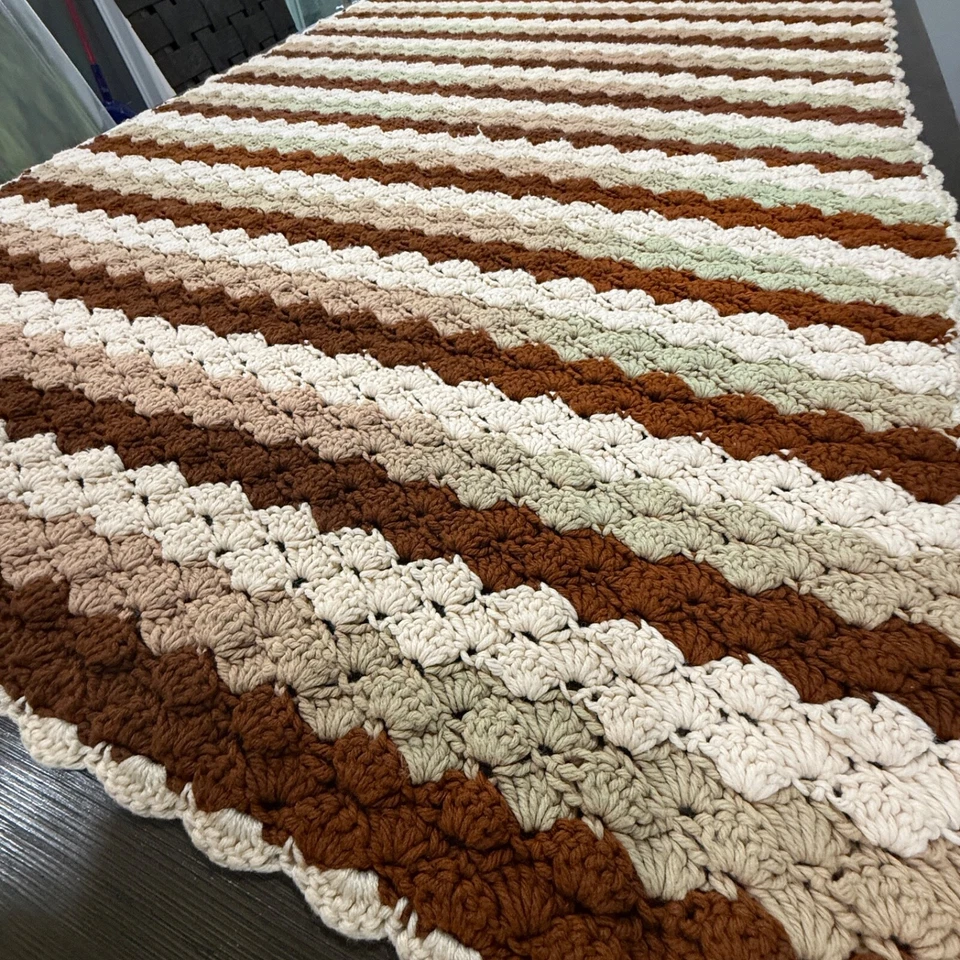 Vtg. Roseanne Bar Couch Throw~Brown Beige & Moss Green 38x60” Retro/Y2k/Cottage  - Image 2 of 4