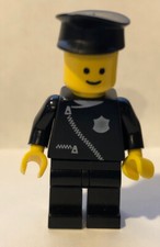 LEGO 1 Figure CLASSIC SPACE BLACKTRON MINIFIGURE Vintage SPACE Police Wrong Hat