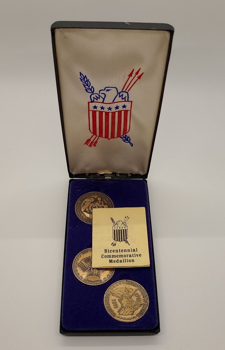 US Bicentennial Commemorative 1776-1976 Spirit of 76 - Four US Bicentennial Commemorative 1776-1976 Spirit of 76 - Four