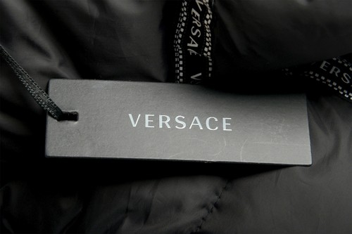 Versace Men's Black Logo Print Full Zip Sleeveless Parka Hooded Vest US M IT 50 - Picture 5 of 6