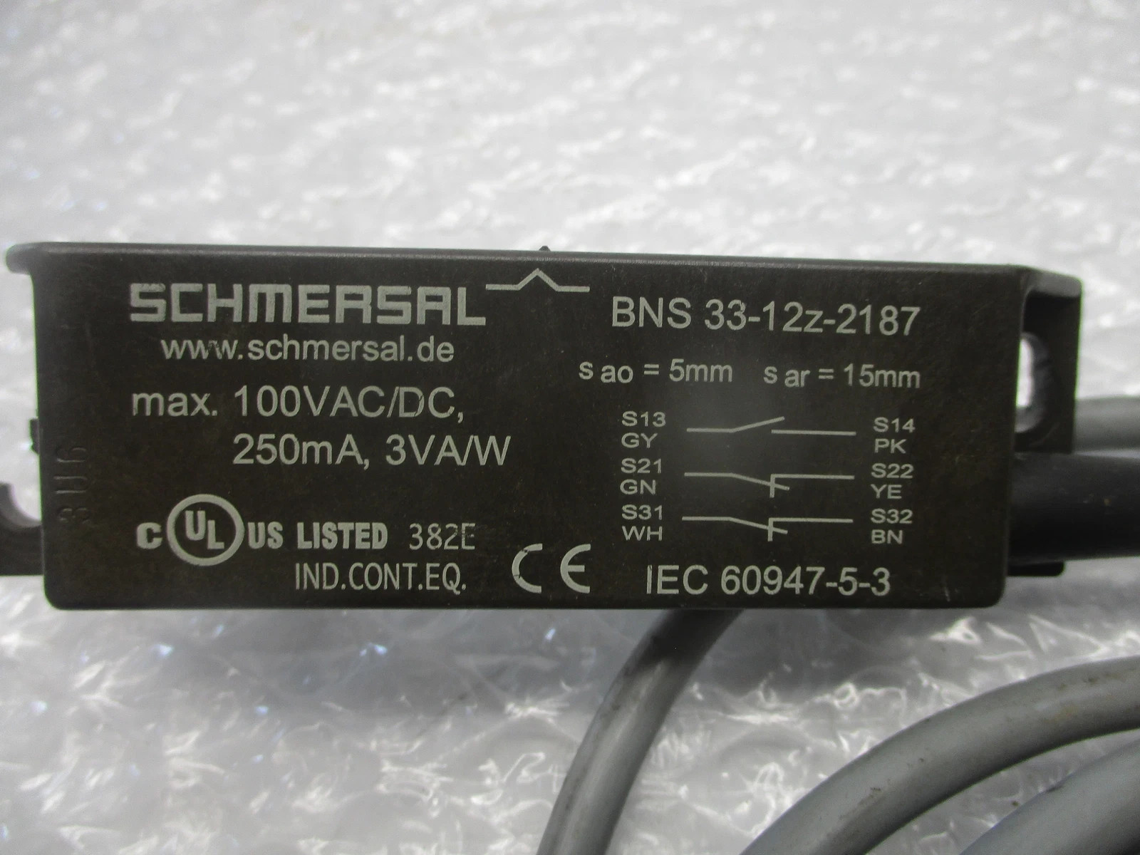 SCHMERSAL BNS33-12Z-2187-10M / BNS3312Z218710M (New)
