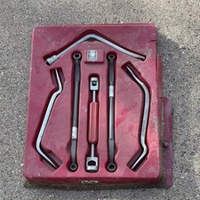 Matco Tools Automotive Brake Bleeder Wrench Set 5pc Ford Chrysler 8mm 10mm Red