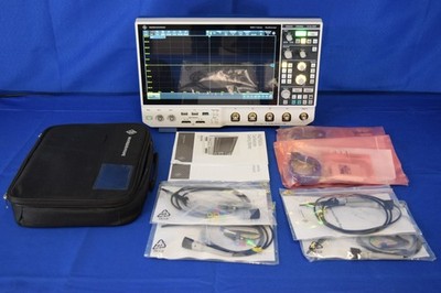 Rohde & Schwarz MXO44 Oscilloscope 4Ch 200MHz 5GS/s