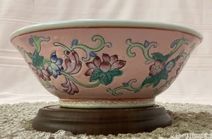 🏺VTG Chinese Porcelain Hand Painted Famille Rose Round Bowl