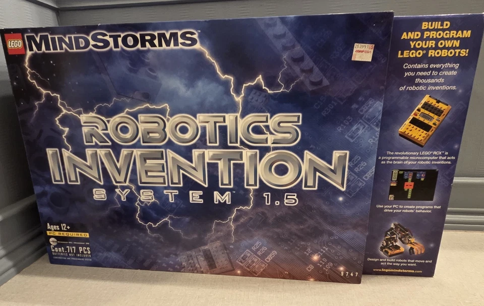 LEGO Mindstorms RCX 9747 Robotics Invention System 1.5 + Ultimate Accessory Set - Image 2 of 4