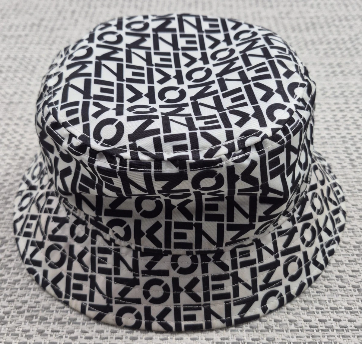 BNWT Kenzo Reversible Sakura Bucket Hat black Mouse Sakura Bucket Hat | Club 55 main image 2
