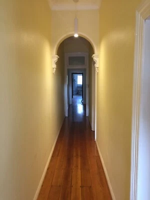 3 Bedroom House In Petersham 690 Property For Rent