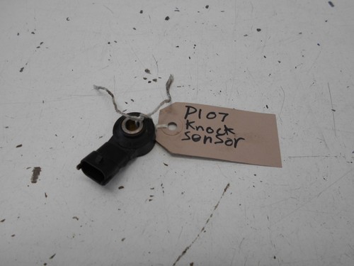 PEUGEOT 107 2005-14 KNOCK SENSOR (1.0l 12v Petrol 1KR-FE) 89615-0H010      #3365 - Picture 1 of 7