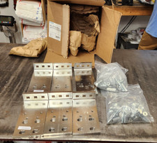 Siemens WLL2F16CONUL 1600A F2 FRT 6-Piece Bus Connector NEW IN DISTRESSED BOX