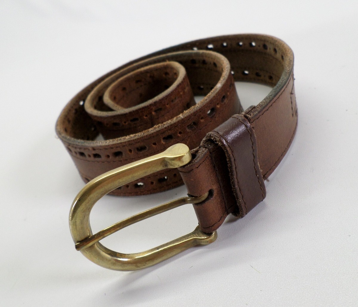 Vintage Brown Genuine Leather Belt Size 32 Made In USA Brass Buckle Distressed BELTLEY 100% Full-Grain Leather with Solid Brass Buckle in  main image 2