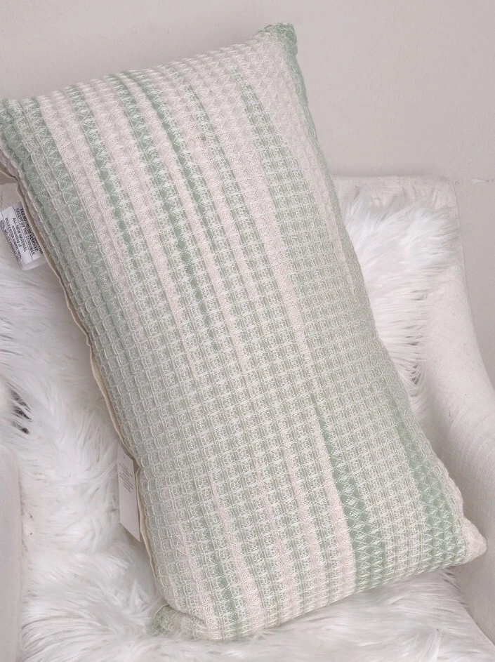 Dkny throw pillows hot sale