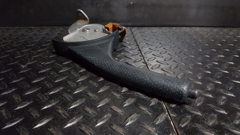 Palanca de freno de emergencia Toyota Rav4 2004 Foto 3 de 3