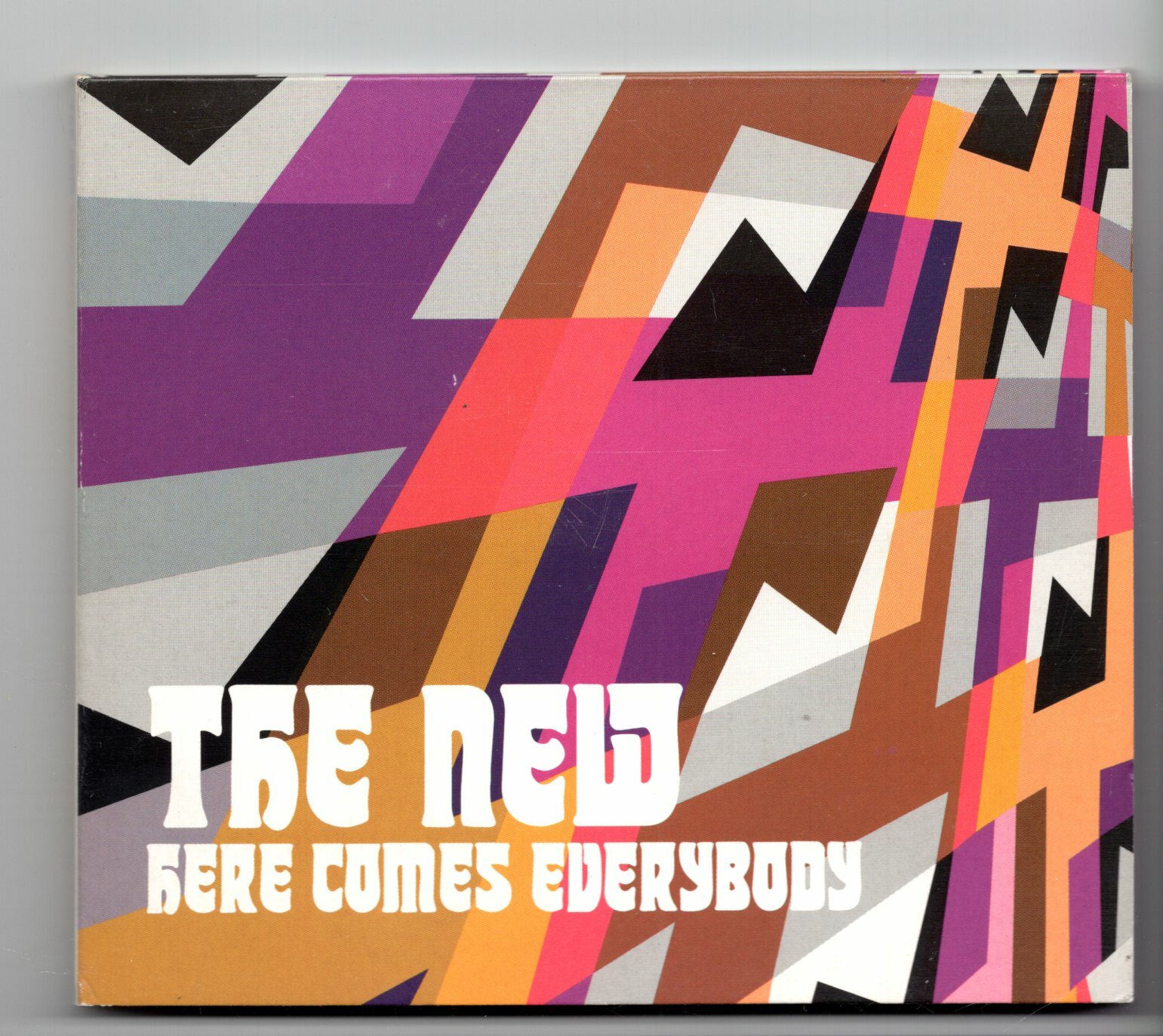 (JH669) The New, Here Comes Everybody - 2001 CD