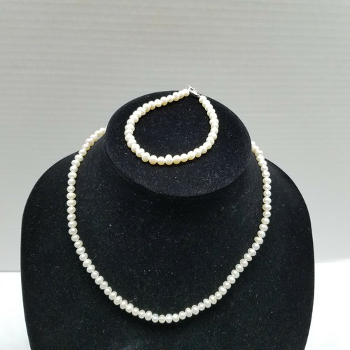 Collana e bracciale perle simulate 18" diametro 2 1/5" - Foto 3 di 4