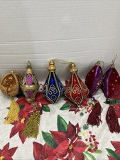 VINTAGE HANDMADE CHRISTMAS 6 ORNAMENTS Push Pin Bead Sequins Silk