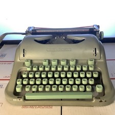 Hermes 3000 - Vintage Typewriter Needs Service thumbnail