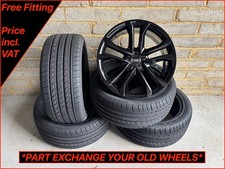 Audi TT (8J) 19" Genuine 5 Parallel Spoke Gloss Black Alloy Wheels & New Tyres