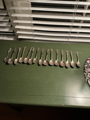 kelloggs ,Campbell,Disney Mix Spoon Lot Total 15