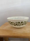 PYREX 404 Mixing BOWL ~ 4 qt ~ Spring Blossom Green / Crazy Daisy ~ Vintage Mint