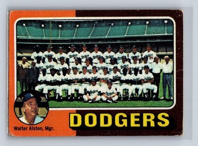1975 Topps #361 Los Angeles Dodgers / Walter Alston Dodgers