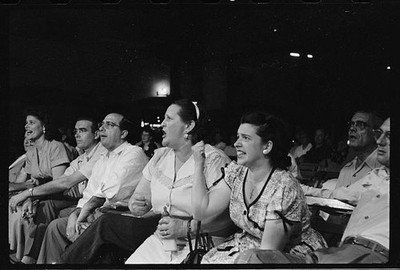 Photo:1952 TV Wrestling Audience Crowd Spectators at Ringside