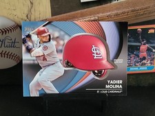 2022 Topps Series 2 Yadier Molina Batting Helmet Commemorative Relics #BH-YM 🔥