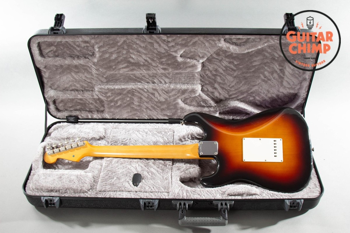 ギター Fender Japan ST-62 Stratocaster MIJ 1984 Fender MIJ Japan ST62-65 '62 Stratocaster JV Serial Sunburst