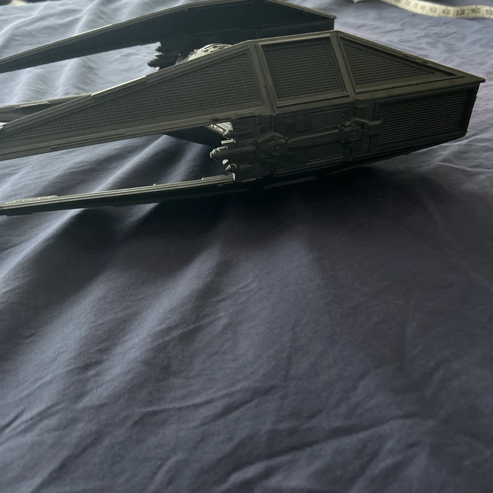 Silenciador de corbata Star Wars Force Link Kylo Ren nave espacial suelta 2016 Foto 3 de 4